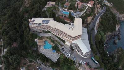 Imagine Hotel Paleo Art Nouveau