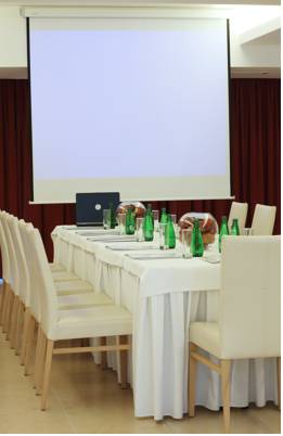 Imagine Hotel Ariti Grand