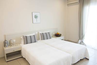 Imagine Hotel Eviana Beach