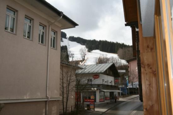 Imagine Apartament Modern In Centrul Zell Am See