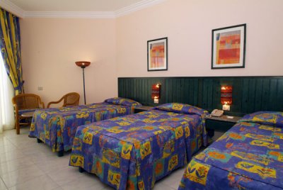 Imagine Hotel Palm Beach