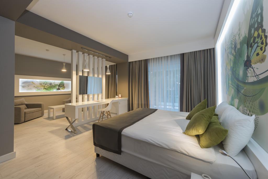 Imagine Grand Ring Hotel