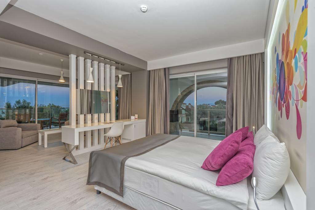 Imagine Grand Ring Hotel