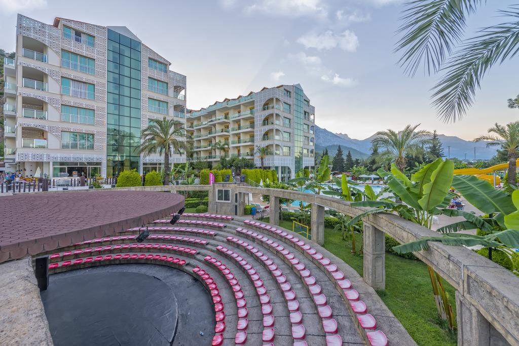 Imagine Grand Ring Hotel