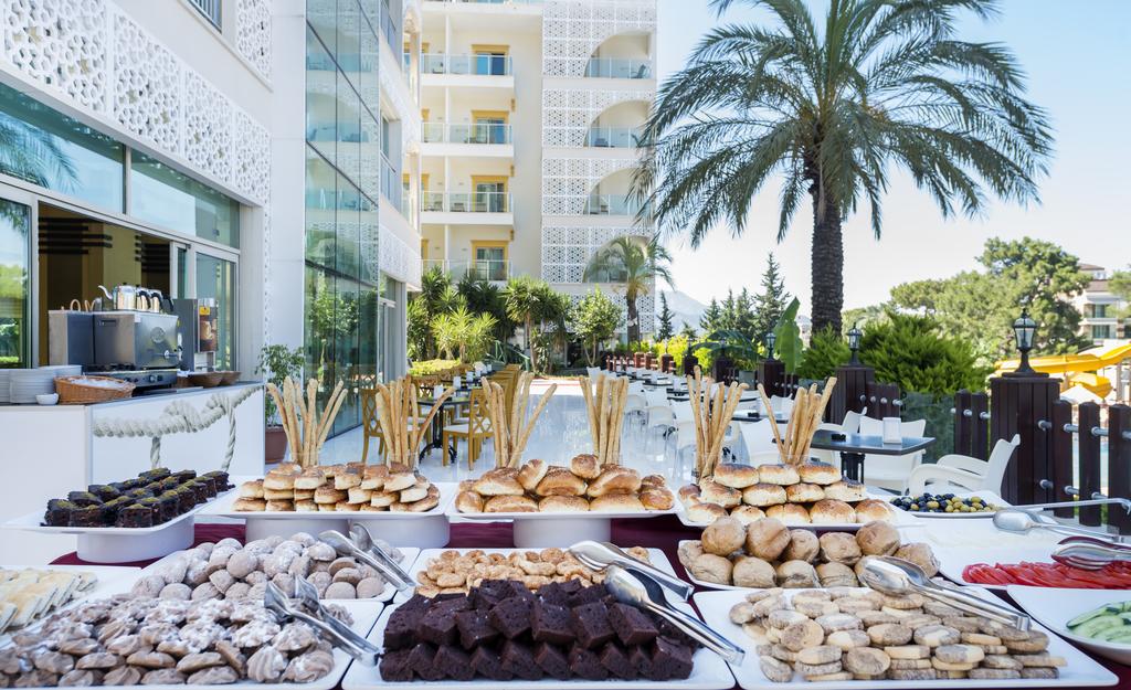 Imagine Grand Ring Hotel