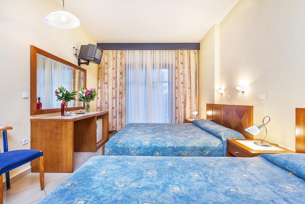 Imagine Hotel Atrium