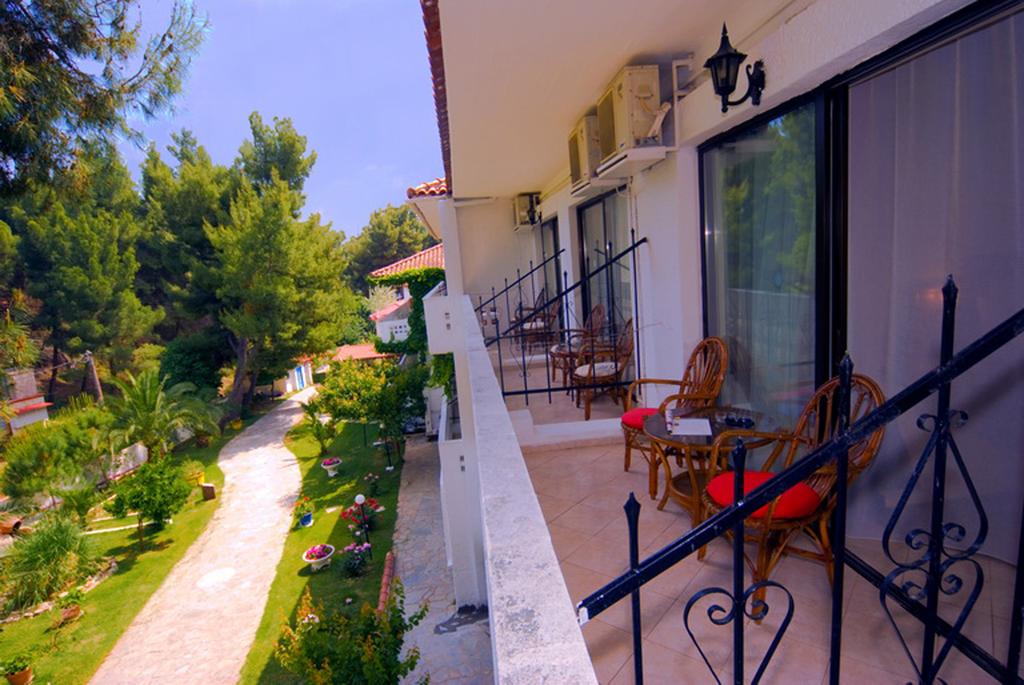 Imagine Hotel Porfi Beach