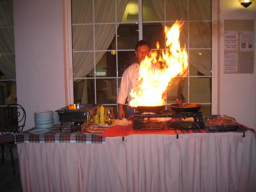 Imagine Hotel Porfi Beach