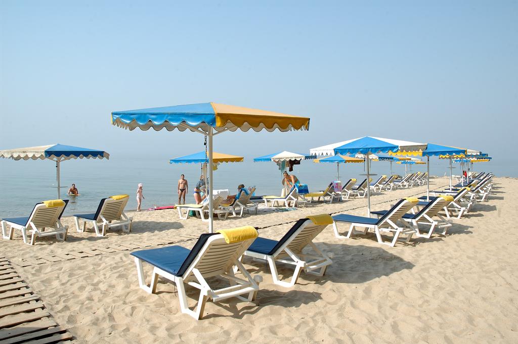 Imagine Hotel Porfi Beach