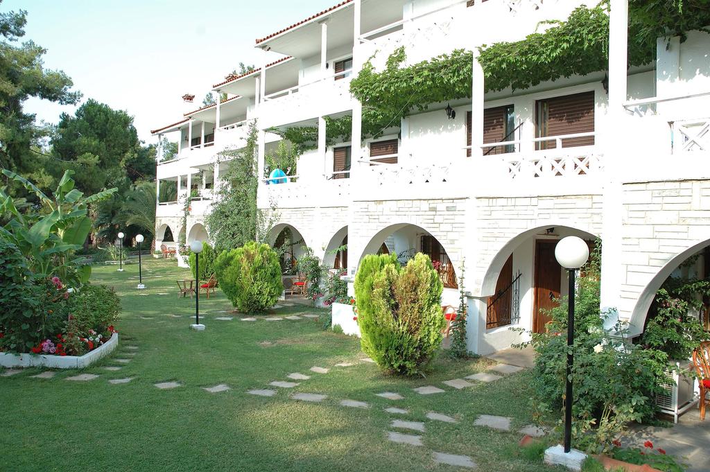 Imagine Hotel Porfi Beach