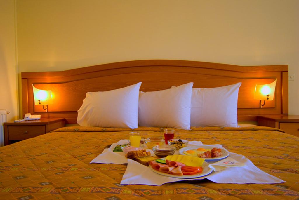 Imagine Hotel Porfi Beach