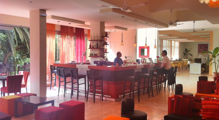 Imagine Hotel Ipsos Beach