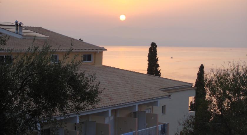 Imagine Hotel Ipsos Beach