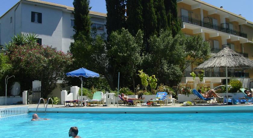 Imagine Hotel Ipsos Beach