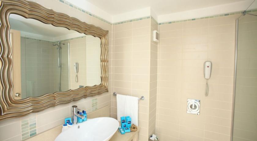 Imagine Hotel La Blanche Resort & Spa