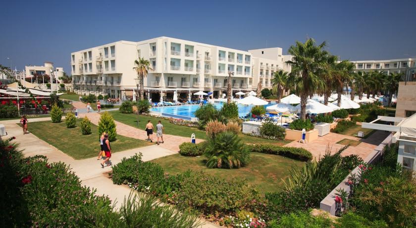 Imagine Hotel La Blanche Resort & Spa