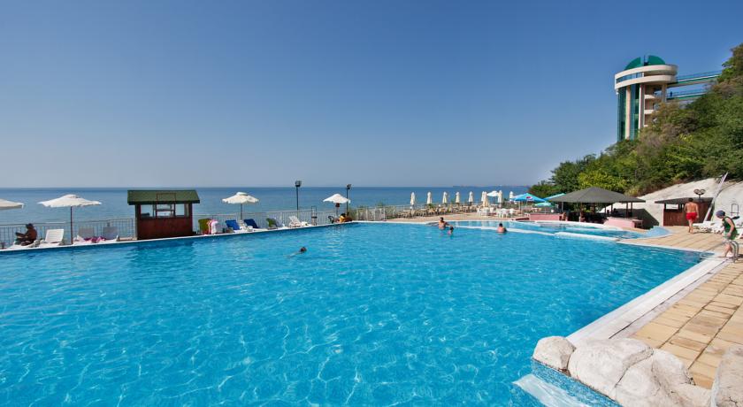 Imagine Hotel Paradise Beach