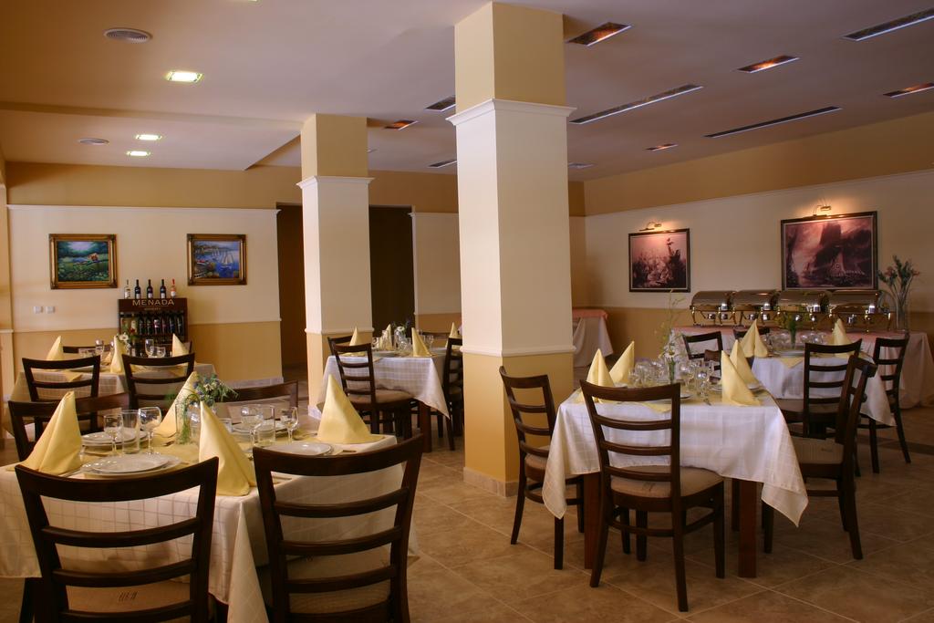Imagine Hotel Detelina