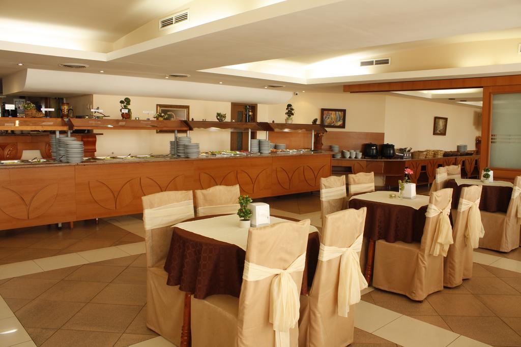 Imagine Hotel Kavkaz Golden Dune