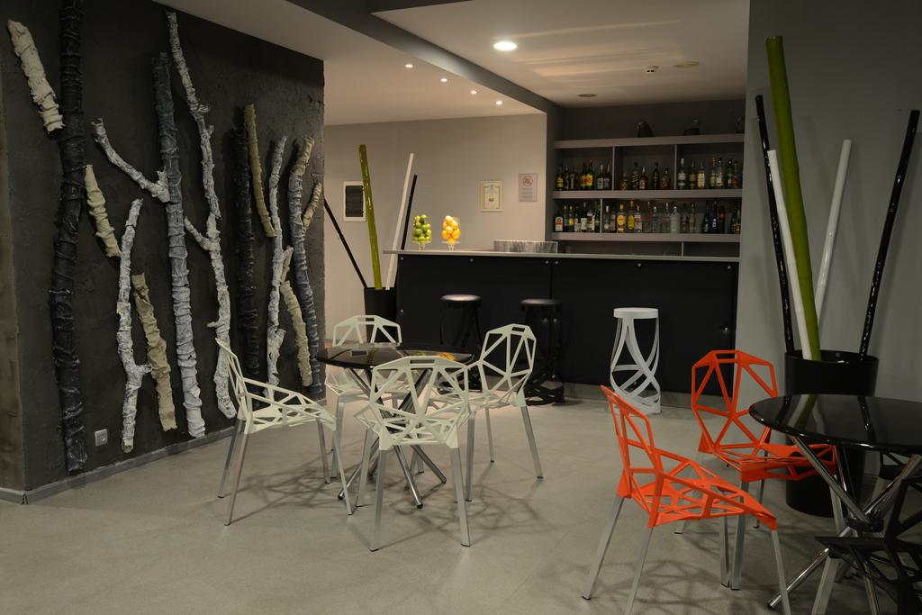 Imagine Hotel Gladiola Star