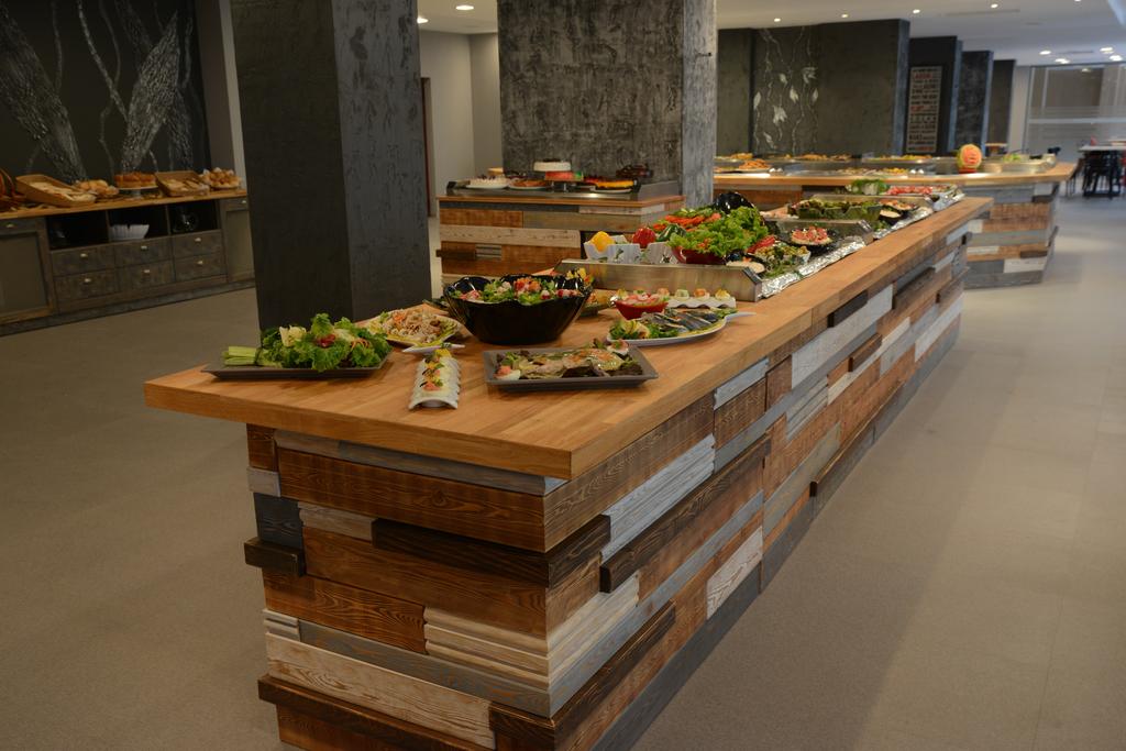 Imagine Hotel Gladiola Star