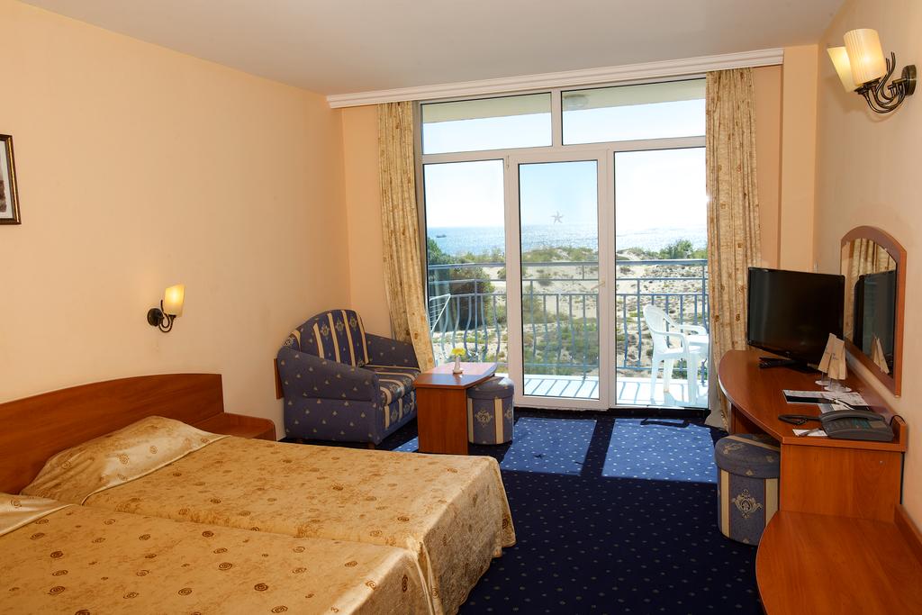Imagine Hotel Tiara Beach