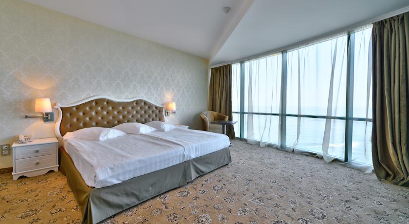 Imagine Hotel Marina Grand Beach