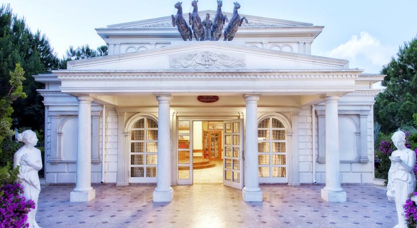 Imagine Hotel Wow Kremlin Palace