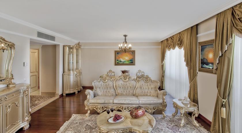 Imagine Hotel Wow Kremlin Palace