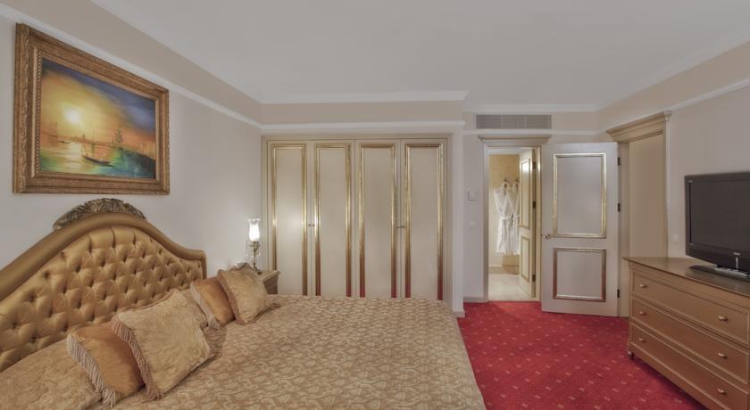 Imagine Hotel Wow Kremlin Palace