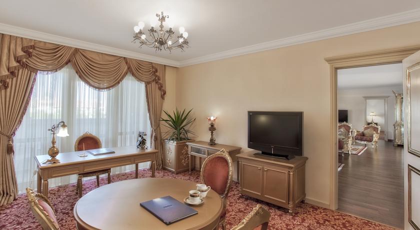 Imagine Hotel Wow Kremlin Palace