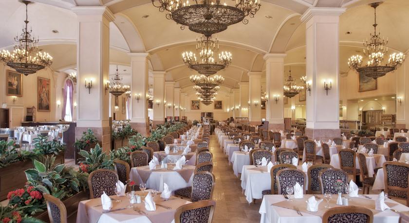 Imagine Hotel Wow Kremlin Palace