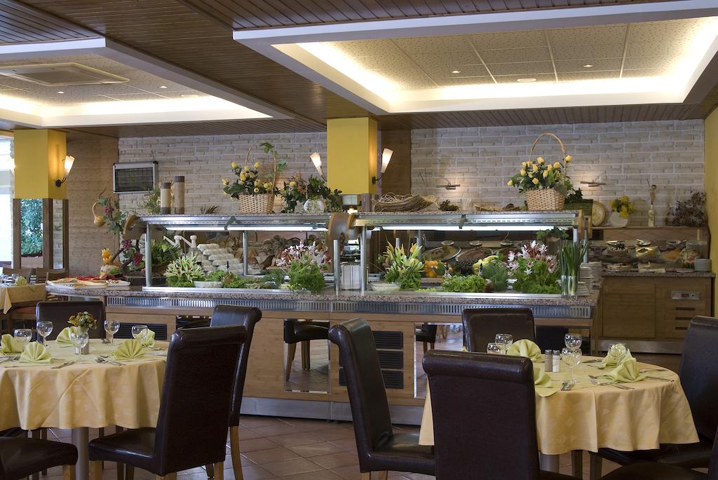 Imagine Hotel Malibu