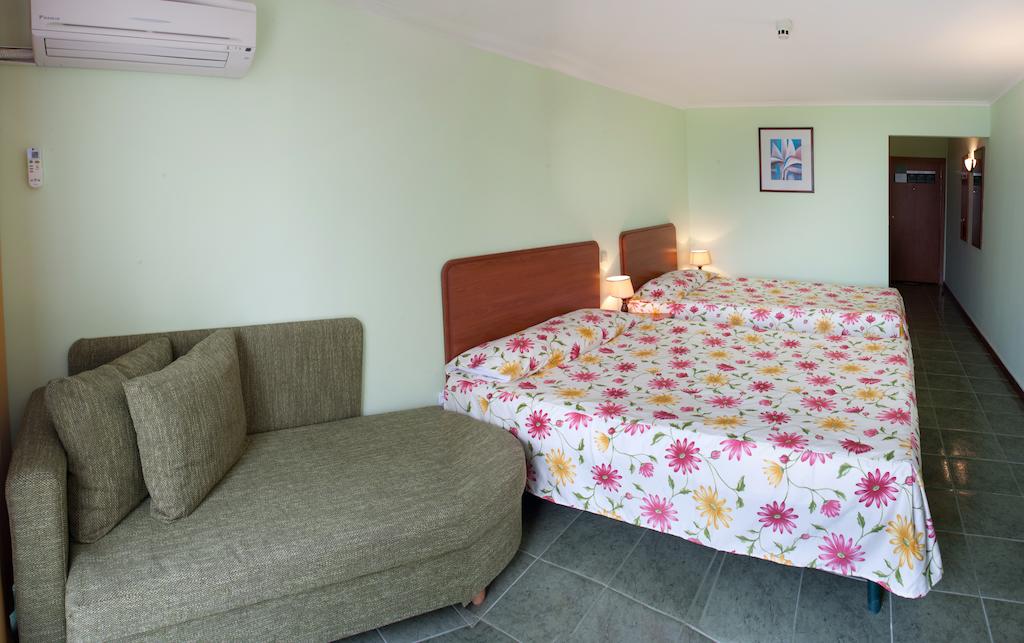 Imagine Hotel Malibu