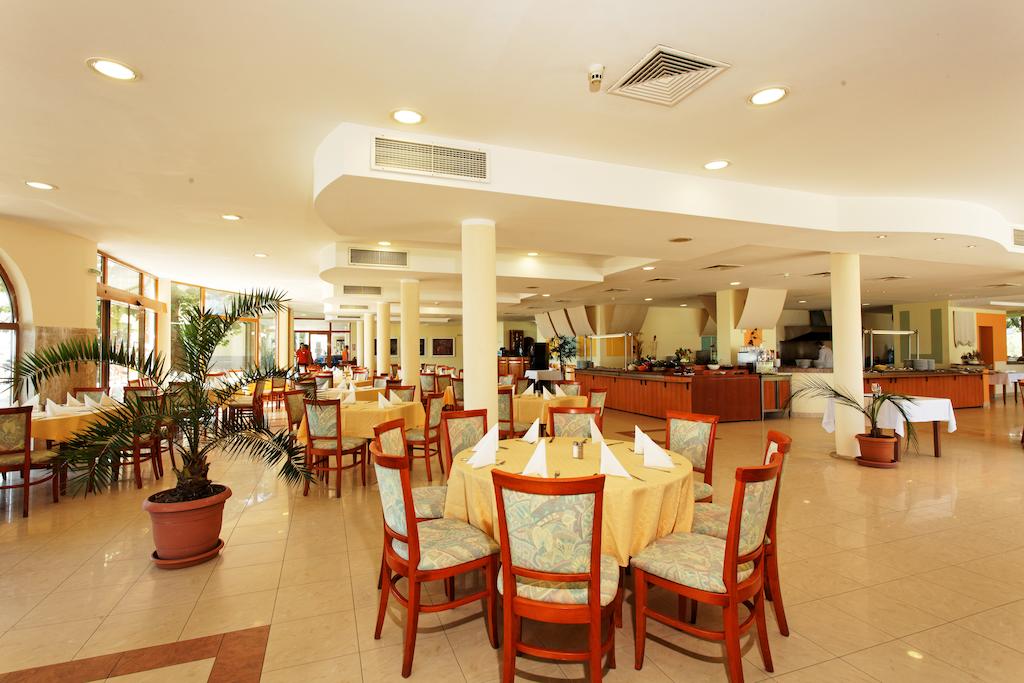 Imagine Hotel Dolphin