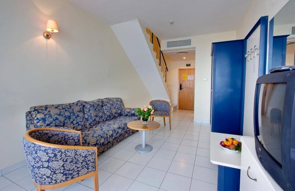 Imagine Hotel Dolphin