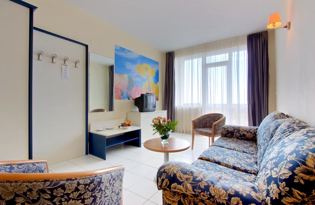 Imagine Hotel Dolphin