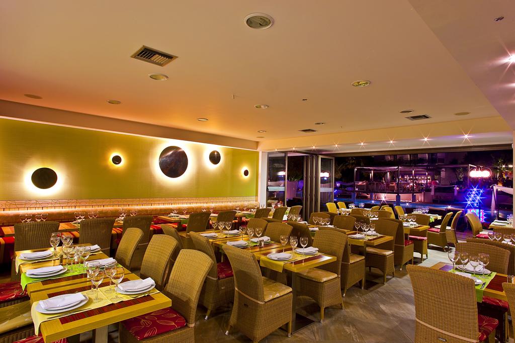 Imagine Hotel Flegra Palace