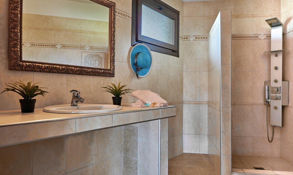 Imagine Hotel Toroni Blue Sea