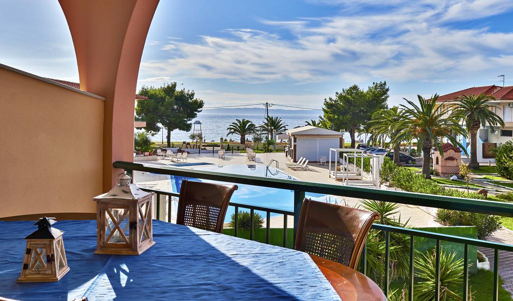 Imagine Hotel Toroni Blue Sea