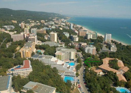 Imagine Blue Sky Hotel