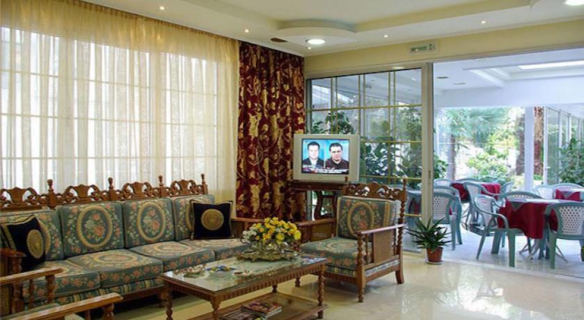 Imagine Hotel Chronis