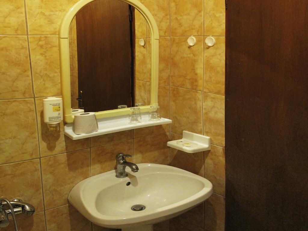 Imagine Hotel Lily Ann Village