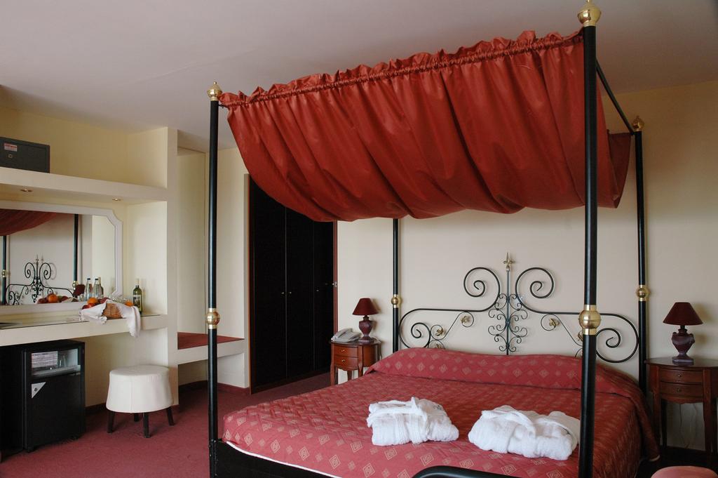 Imagine Hotel Kriopigi Beach