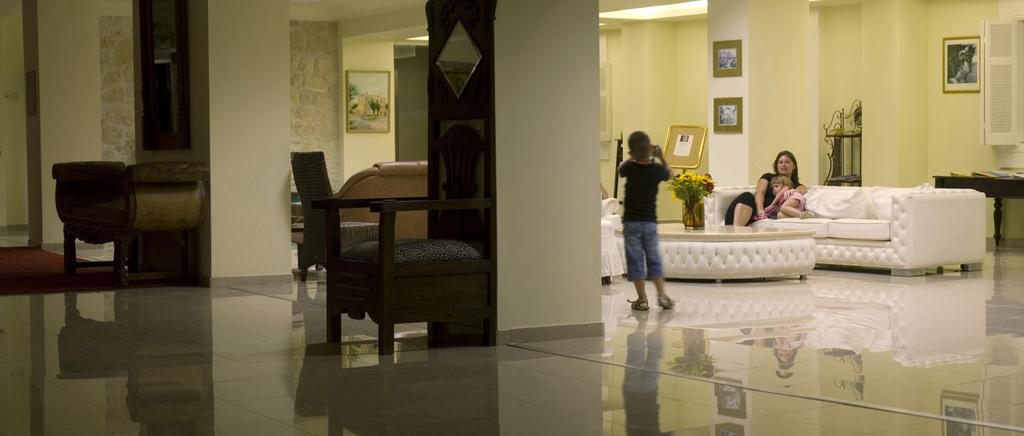 Imagine Hotel Kriopigi Beach