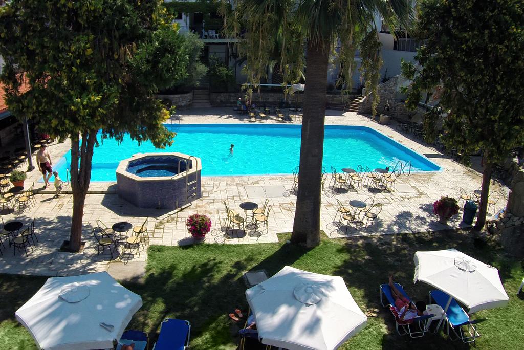 Imagine Hotel Kriopigi Beach