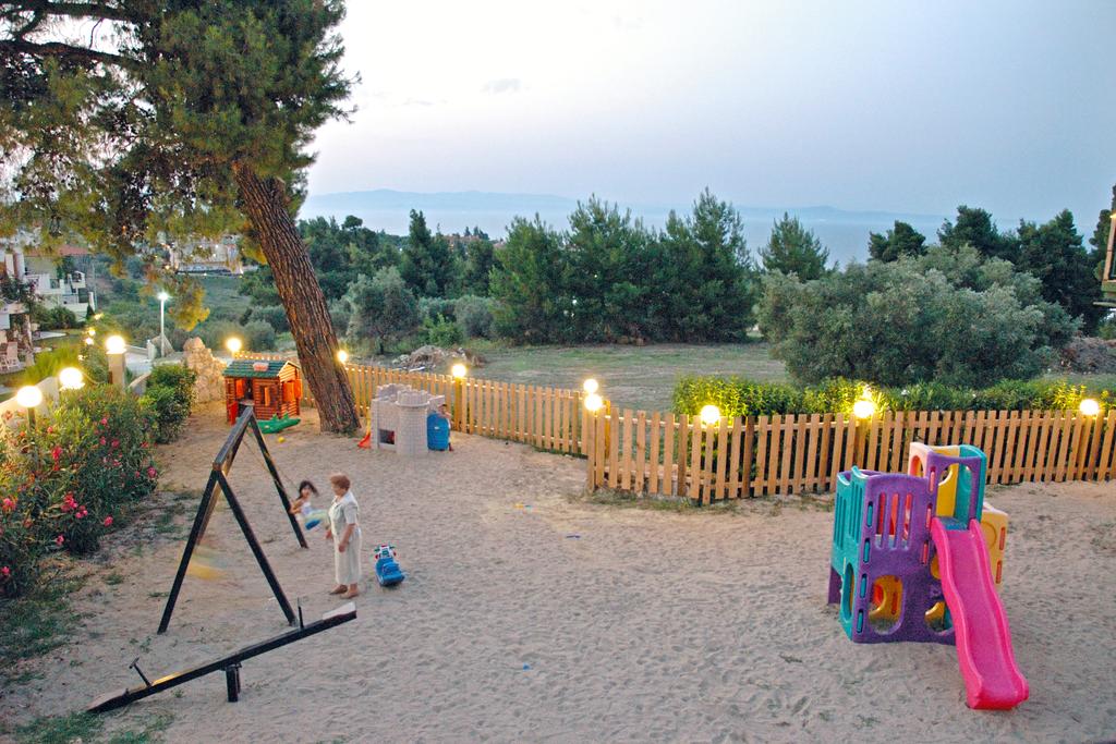 Imagine Hotel Kriopigi Beach