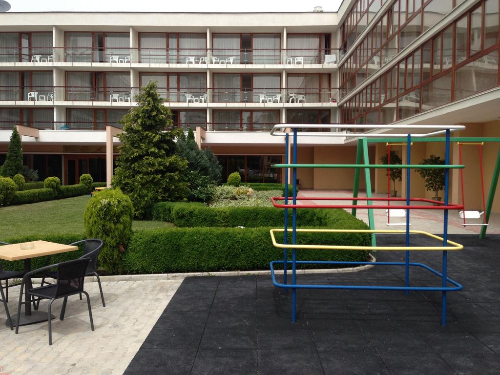 Imagine Hotel Mercury