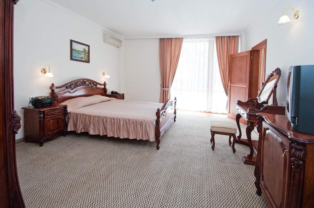 Imagine Hotel Mercury