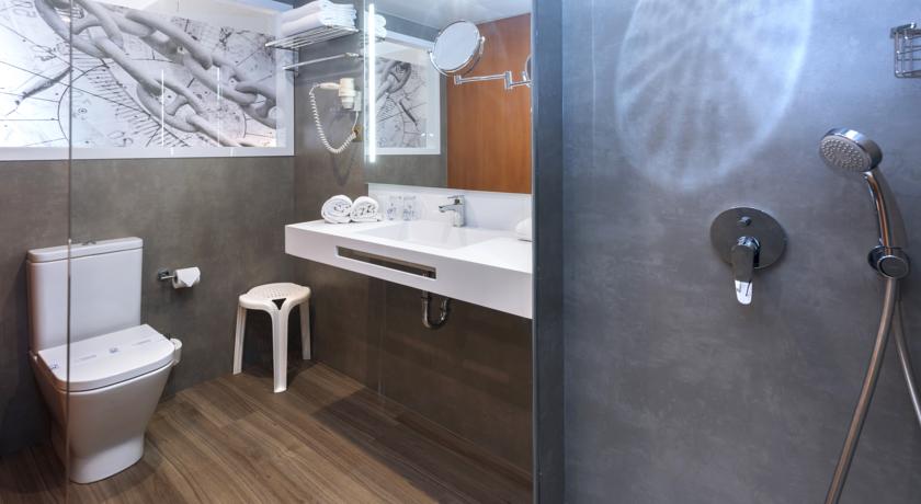 Imagine Hotel Aquarium & Spa